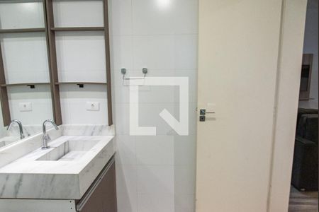 Banheiro de apartamento para alugar com 1 quarto, 32m² em Jardim da Glória, São Paulo