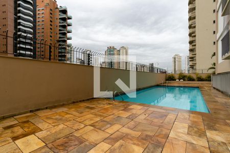 Apartamento à venda com 68m², 2 quartos e 1 vagaÁrea comum - Piscina