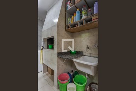 Casa à venda com 130m², 3 quartos e 2 vagas Casa à venda com 130m², 3 quartos e 2 vagasÁrea de Serviço