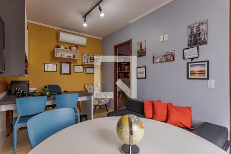 Casa à venda com 130m², 3 quartos e 2 vagas Casa à venda com 130m², 3 quartos e 2 vagasQuarto 2