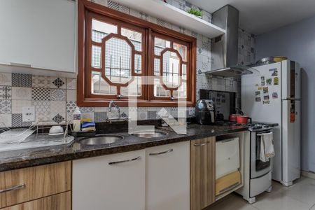 Casa à venda com 130m², 3 quartos e 2 vagas Casa à venda com 130m², 3 quartos e 2 vagasCozinha