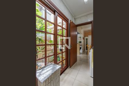 Casa à venda com 130m², 3 quartos e 2 vagas Casa à venda com 130m², 3 quartos e 2 vagasÁrea de Serviço