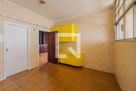 Apartamento à venda com 250m², 3 quartos e 1 vagaCopa