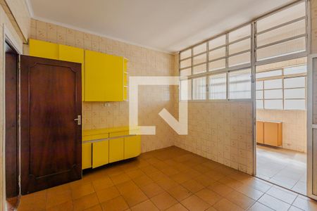 Apartamento à venda com 250m², 3 quartos e 1 vagaCopa