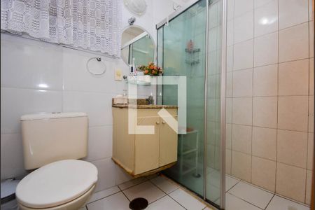 Apartamento à venda com 74m², 2 quartos e 1 vaga Apartamento à venda com 74m², 2 quartos e 1 vagaBanheiro