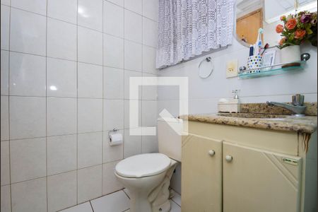 Apartamento à venda com 74m², 2 quartos e 1 vaga Apartamento à venda com 74m², 2 quartos e 1 vagaBanheiro