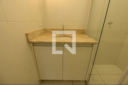 Casa de condomínio para alugar com 80m², 2 quartos e 2 vagasBanheiro