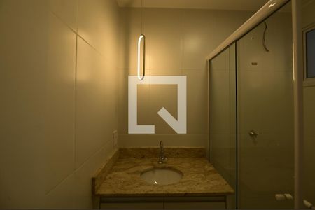 Casa de condomínio para alugar com 80m², 2 quartos e 2 vagasBanheiro