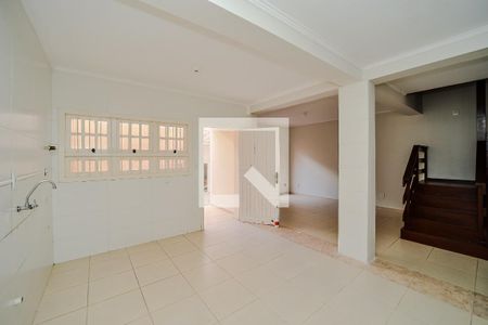 Casa à venda com 348m², 3 quartos e 3 vagasCozinha