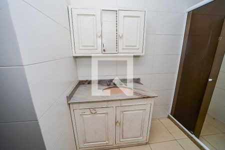 Casa à venda com 348m², 3 quartos e 3 vagasBanheiro Social