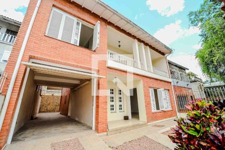 Casa à venda com 348m², 3 quartos e 3 vagasFachada