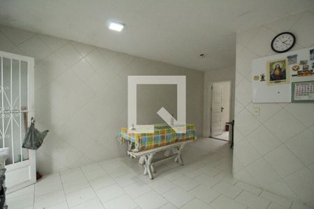 Casa de condomínio à venda com 324m², 3 quartos e 1 vagaCozinha