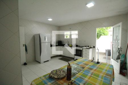 Casa de condomínio à venda com 324m², 3 quartos e 1 vagaCozinha
