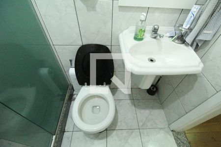 Casa de condomínio à venda com 324m², 3 quartos e 1 vagaBanheiro social