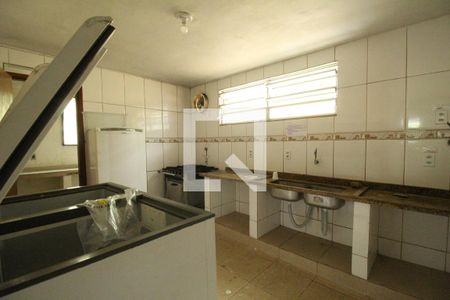 Casa de condomínio à venda com 324m², 3 quartos e 1 vagaÁrea comum - Salão de festas
