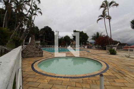 Casa de condomínio à venda com 324m², 3 quartos e 1 vagaÁrea comum - Piscina