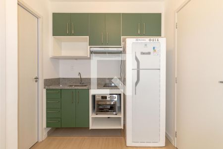 Cozinha de apartamento para alugar com 1 quarto, 30m² em Indianópolis, São Paulo