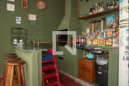 Casa à venda com 200m², 3 quartos e 2 vagasÁrea gourmet - Churrasqueira