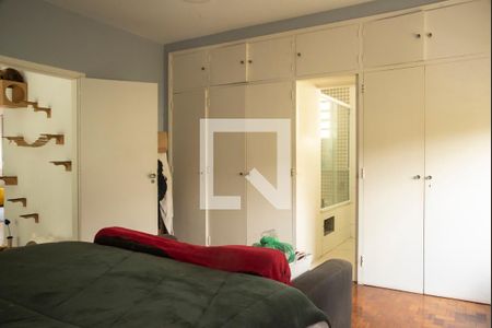 Casa à venda com 200m², 3 quartos e 2 vagasSuíte