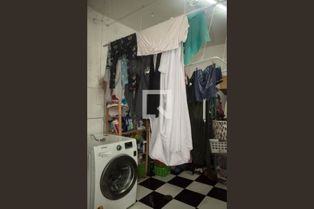 Casa à venda com 200m², 3 quartos e 2 vagasÁrea de Serviço