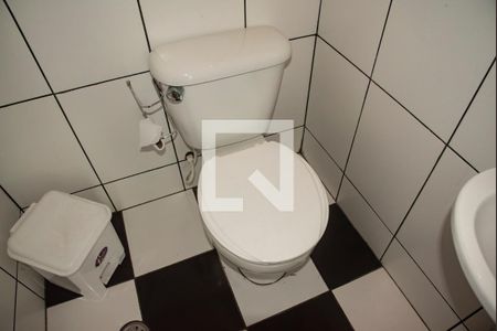 Casa à venda com 200m², 3 quartos e 2 vagasBanheiro de Serviço