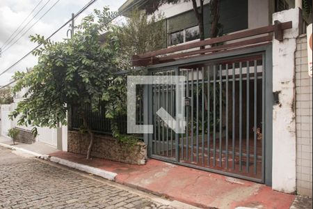 Casa à venda com 200m², 3 quartos e 2 vagasFrente do imóvel