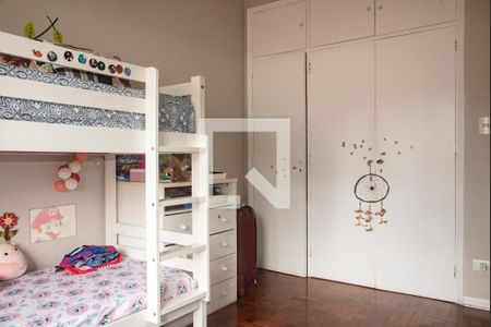 Casa à venda com 200m², 3 quartos e 2 vagasQuarto 2