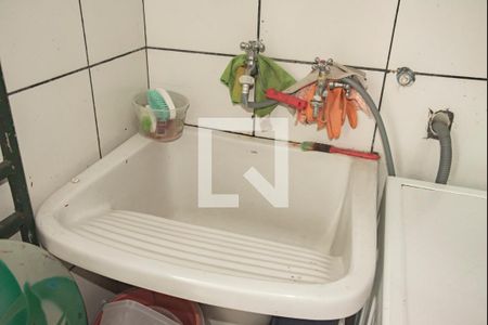 Casa à venda com 200m², 3 quartos e 2 vagasÁrea de Serviço