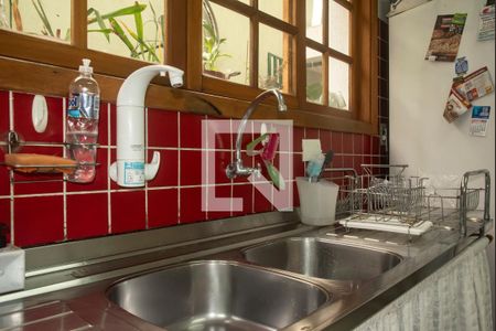 Casa à venda com 200m², 3 quartos e 2 vagasCozinha