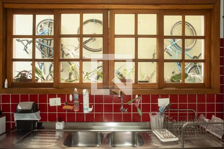 Casa à venda com 200m², 3 quartos e 2 vagasCozinha