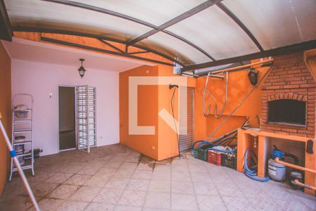 Casa à venda com 240m², 3 quartos e 3 vagasPiscina / Churrasqueira