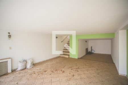 Casa à venda com 240m², 3 quartos e 3 vagasGaragem