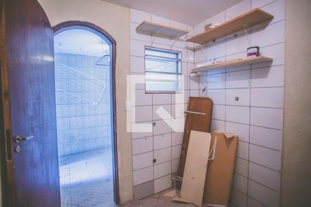 Casa à venda com 240m², 3 quartos e 3 vagasQuarto de Serviço