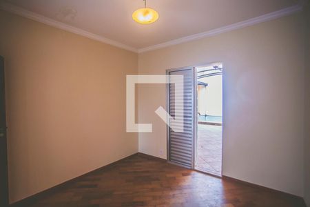 Casa à venda com 240m², 3 quartos e 3 vagasQuarto 2