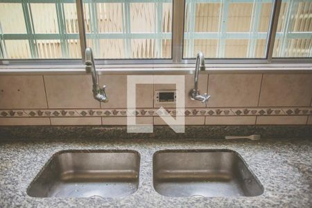 Casa à venda com 240m², 3 quartos e 3 vagasCozinha