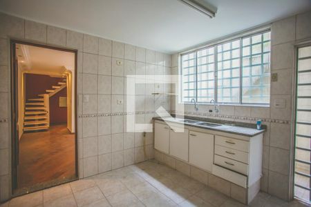 Casa à venda com 240m², 3 quartos e 3 vagasCozinha