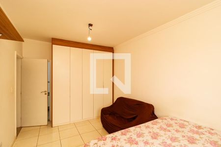 Casa para alugar com 300m², 4 quartos e 8 vagas Casa para alugar com 300m², 4 quartos e 8 vagasSuíte 2