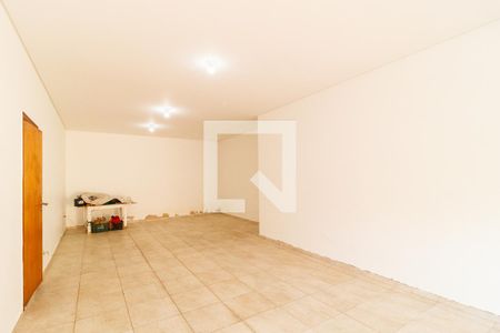 Casa para alugar com 300m², 4 quartos e 8 vagas Casa para alugar com 300m², 4 quartos e 8 vagasGaragem