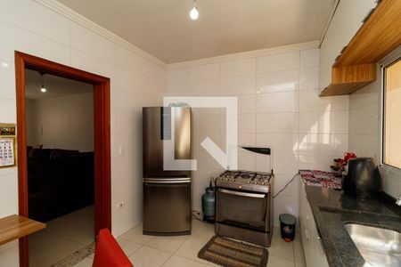 Casa para alugar com 300m², 4 quartos e 8 vagas Casa para alugar com 300m², 4 quartos e 8 vagasCozinha