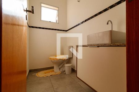 Casa para alugar com 300m², 4 quartos e 8 vagas Casa para alugar com 300m², 4 quartos e 8 vagasBanheiro