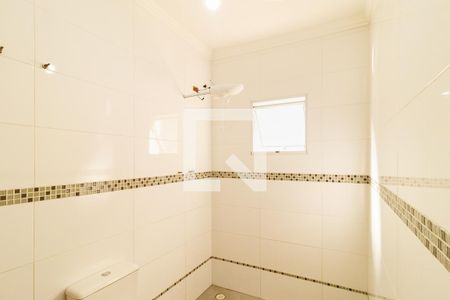 Casa para alugar com 300m², 4 quartos e 8 vagas Casa para alugar com 300m², 4 quartos e 8 vagasBanheiro da Suíte 2