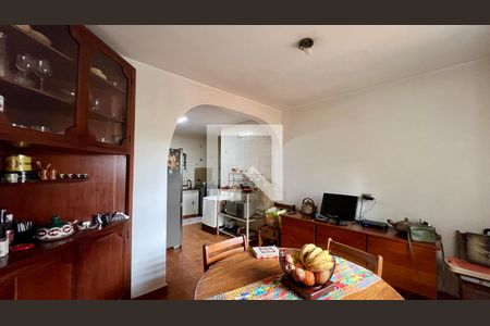 Casa à venda com 275m², 4 quartos e 2 vagasCozinha