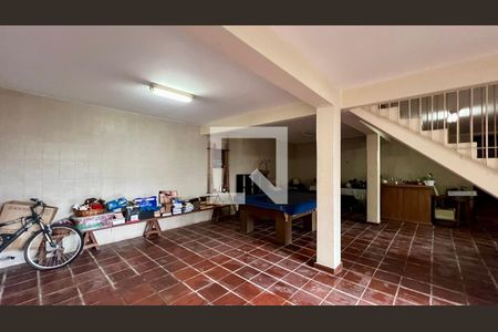 Casa à venda com 275m², 4 quartos e 2 vagasÁrea Externa