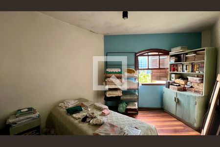 Casa à venda com 275m², 4 quartos e 2 vagasQuarto 1