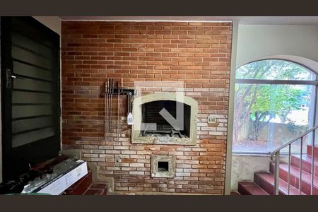 Casa à venda com 275m², 4 quartos e 2 vagasÁrea Externa