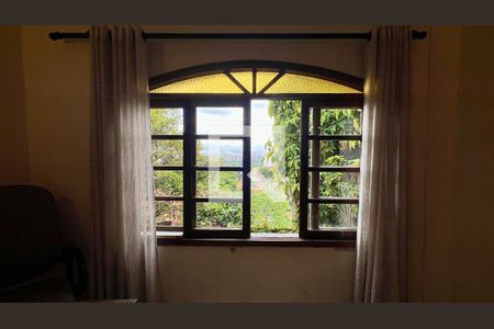 Casa à venda com 275m², 4 quartos e 2 vagasVista da sala de jantar