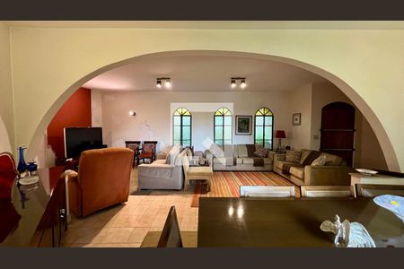 Casa à venda com 275m², 4 quartos e 2 vagasSala de Jantar