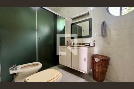 Casa à venda com 275m², 4 quartos e 2 vagasQuarto 3