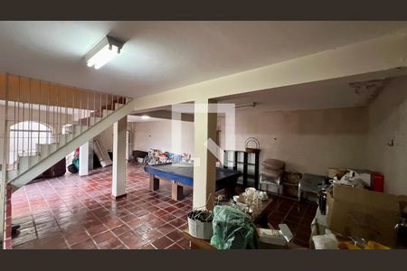 Casa à venda com 275m², 4 quartos e 2 vagasÁrea Externa