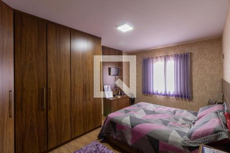 Casa à venda com 231m², 5 quartos e 6 vagasCasa 2 - Quarto 1